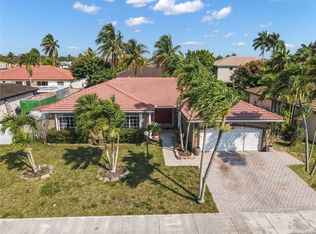 16909 SW 153rd Pl, Miami, FL 33187