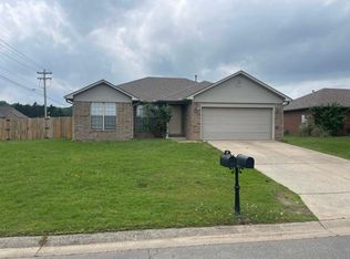 805 Brownstone Dr, Conway, AR 72034