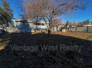 575 Jaschinsky Rd, Kelowna, BC V1X1L9