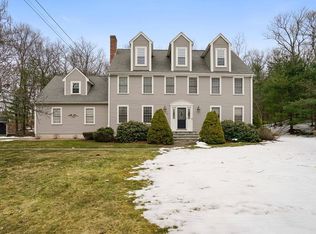 10 Minuteman Way, Foxboro, MA 02035