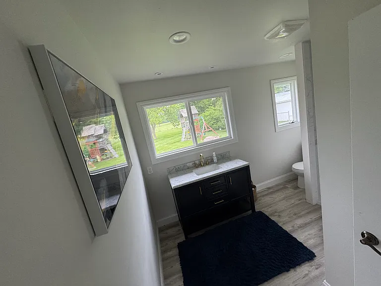 1571 N Huron Rd — Photo 39