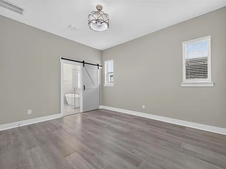 18410 Central Creek Dr — Photo 15