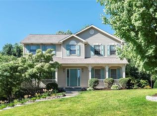 379 Cobblestone Cir, Mc Kees Rocks, PA 15136