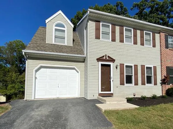 34 Park Ridge Dr, Elizabethtown, PA 17022
