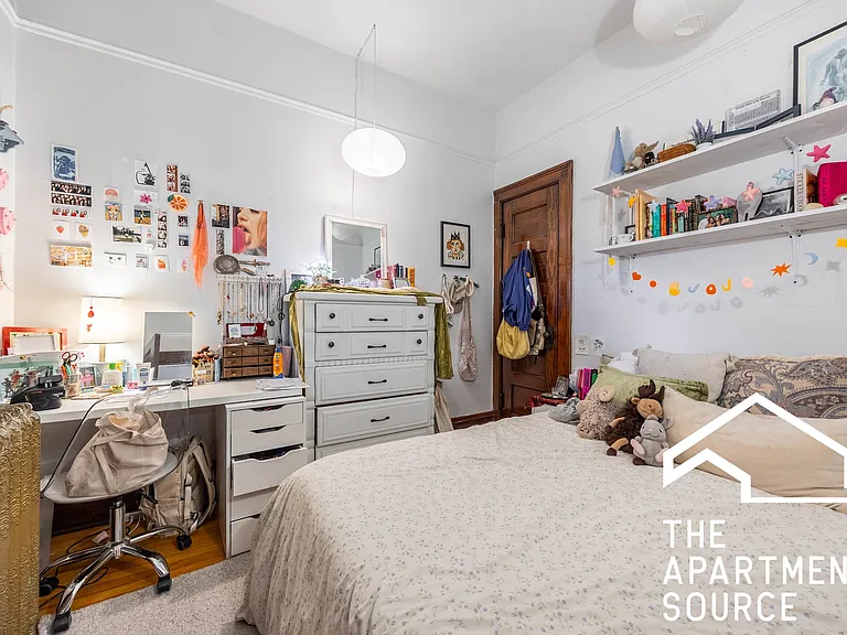 1127 W George St #1F — Photo 8