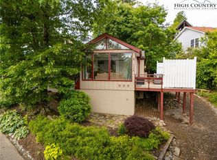 335 Snowshoe Loop, Newland, NC 28657