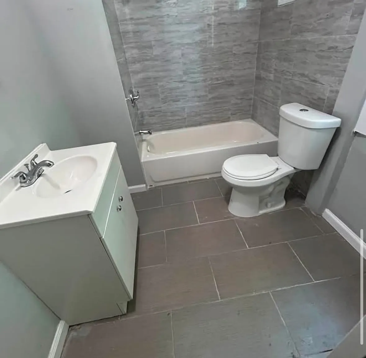 2 bed, $2,000 — Photo 2