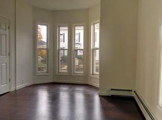 99 Harrison St APT 3, Manchester, NH 03104
