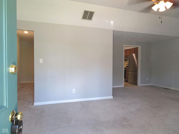 4th image of 2996 Colony Lake West Dr