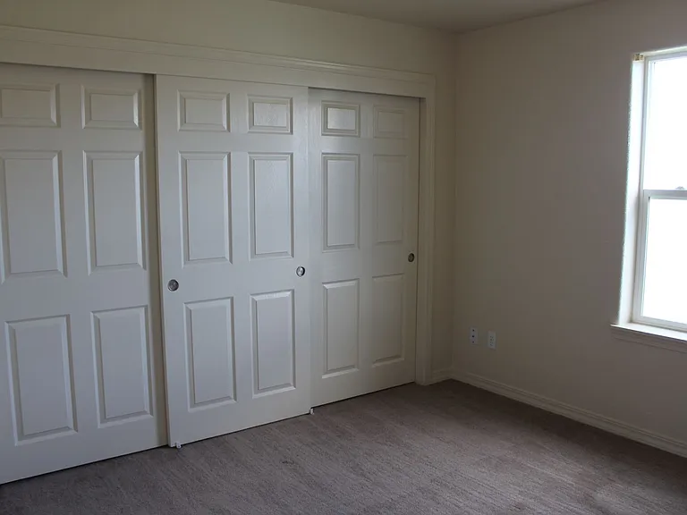 304 Willow St — Photo 13