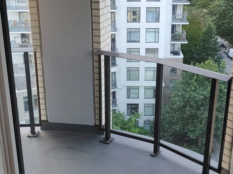 5470 Ormidale St #1005 — Photo 17