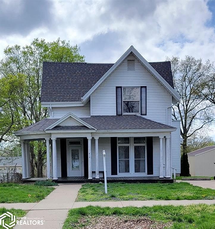 916 Grand Ave, Keokuk, IA 52632 Zillow