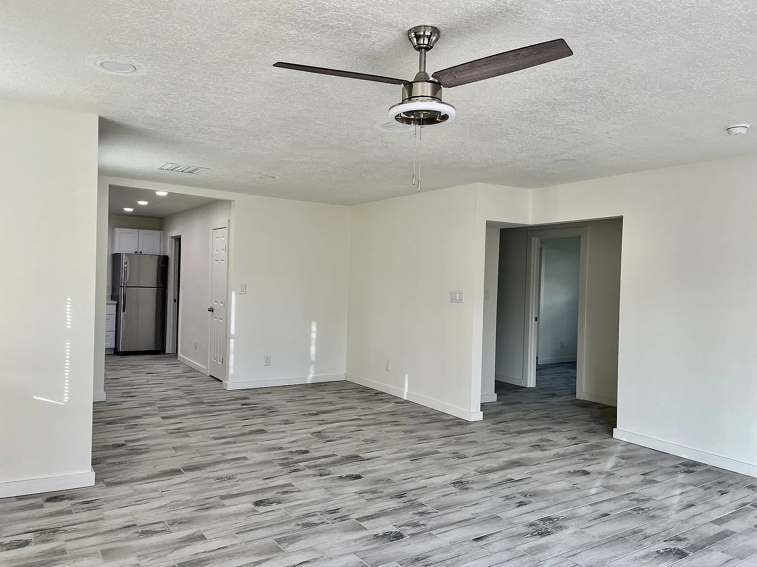 4301 Mesa Grande SE - B — Photo 4