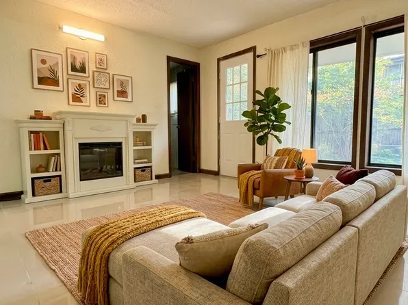 (undisclosed Address), Arlington, VA 22207