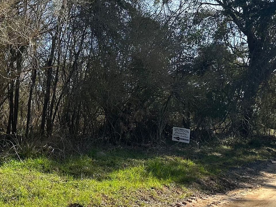 1st image of 111 Dead River Rd