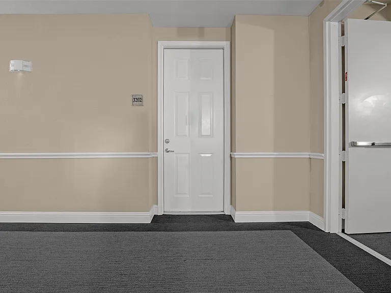 7575 Kirby Dr #3202 — Photo 33