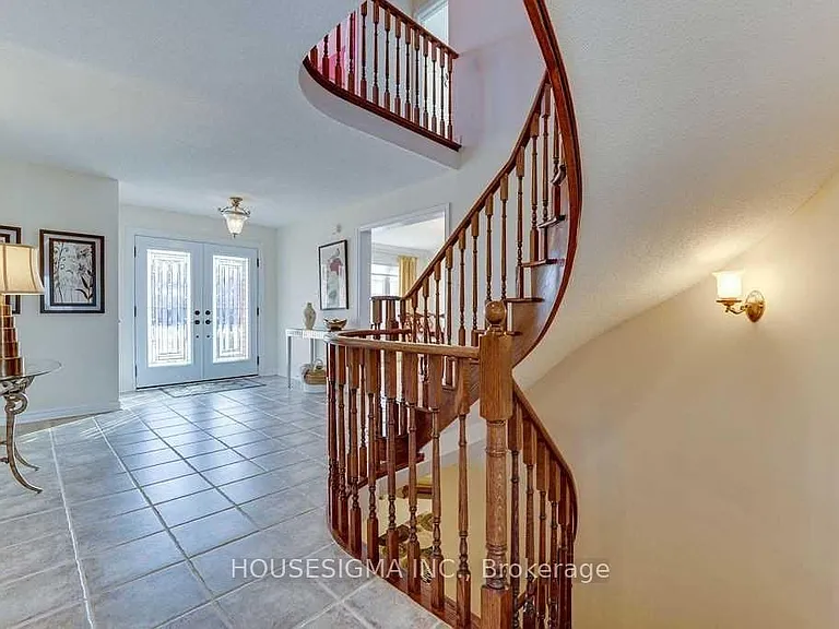 129 Gore Dr — Photo 6