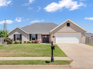 7326 Drury Ave, Springdale, AR 72762