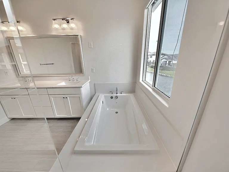 10918 Miacomet Ct — Photo 34