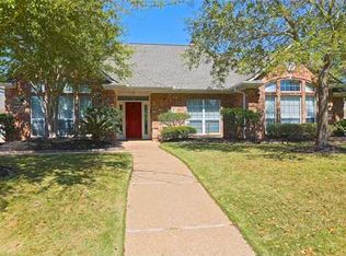 5007 Congressional Ct, College Station, TX 77845