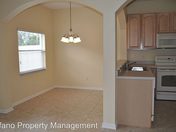 5th image of 16661 Cedar Crest Dr