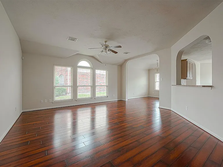 11814 Copperas Creek Dr — Photo 9