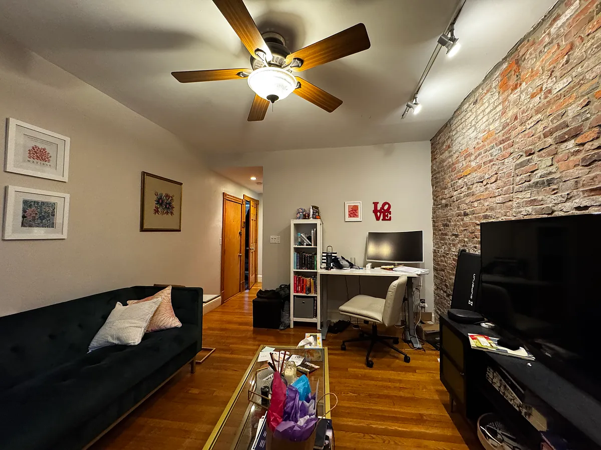 Building Photo - 41 Garden St #2