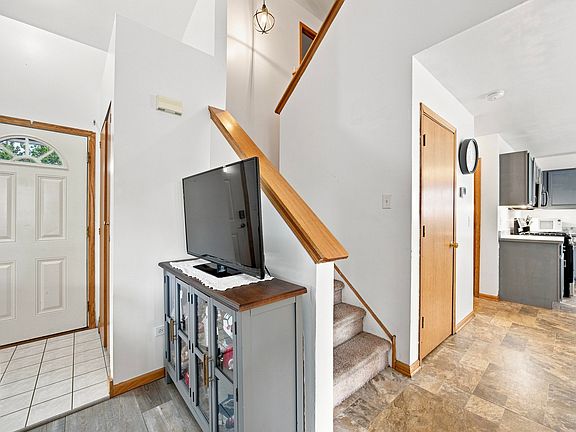 5th image of 5712 Arbor Falls Ct