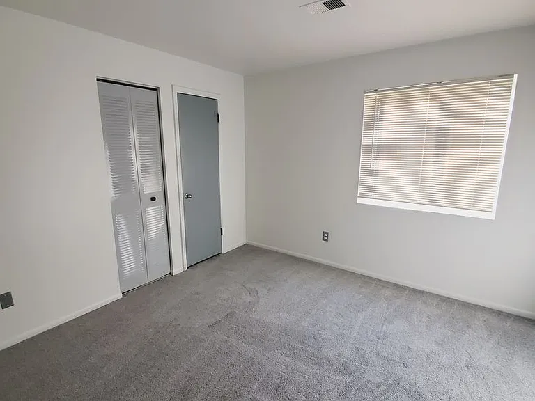 Sugarbush Apartments — Photo 174