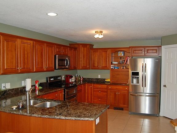 5th image of 10678 Birchwood Ct #5