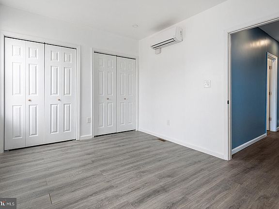 3rd image of 2649 E Auburn St
