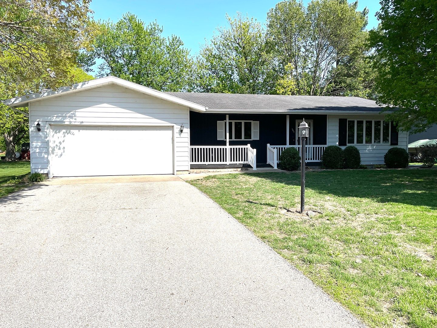 503 S Mary St, Atlanta, IL 61723 Zillow