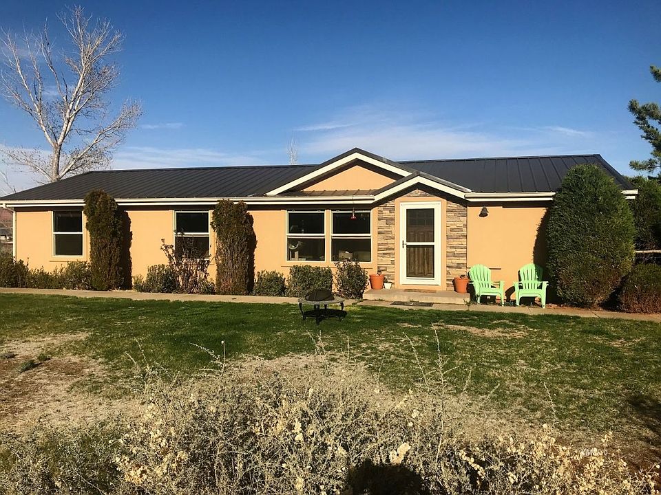 1st image of 490 W Paiute Dr