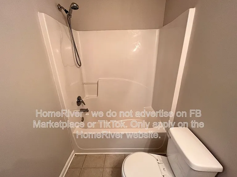 1365 Lance Cir — Photo 18