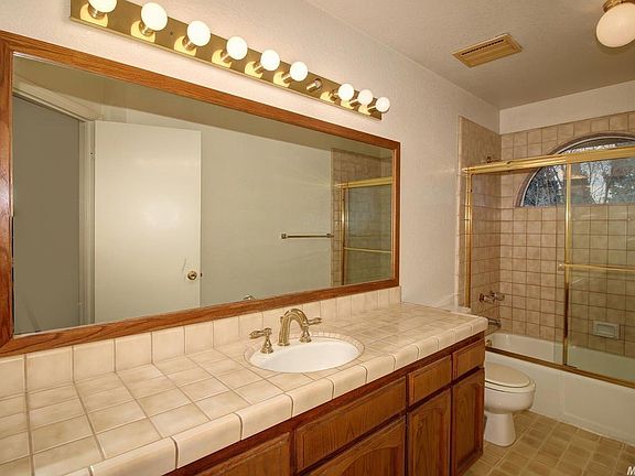 5th image of 2245 Cape Horn Ct