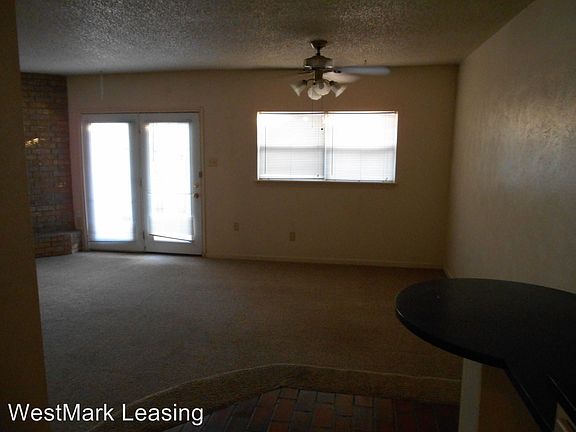 4th image of 5022D Kenosha Ave