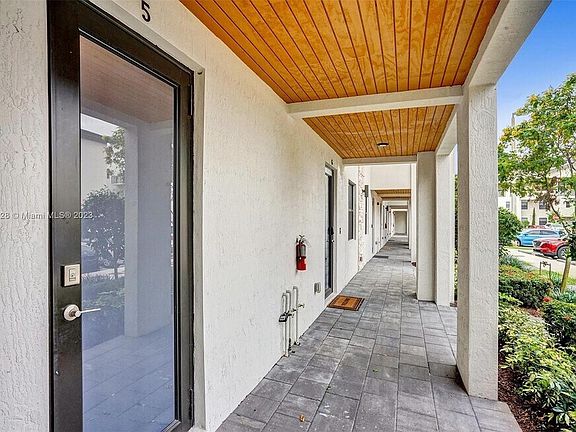 2nd image of 10437 NW 82nd St #5437