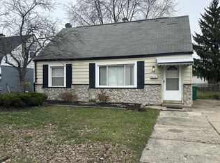 22812 Almond Ave, Eastpointe, MI 48021