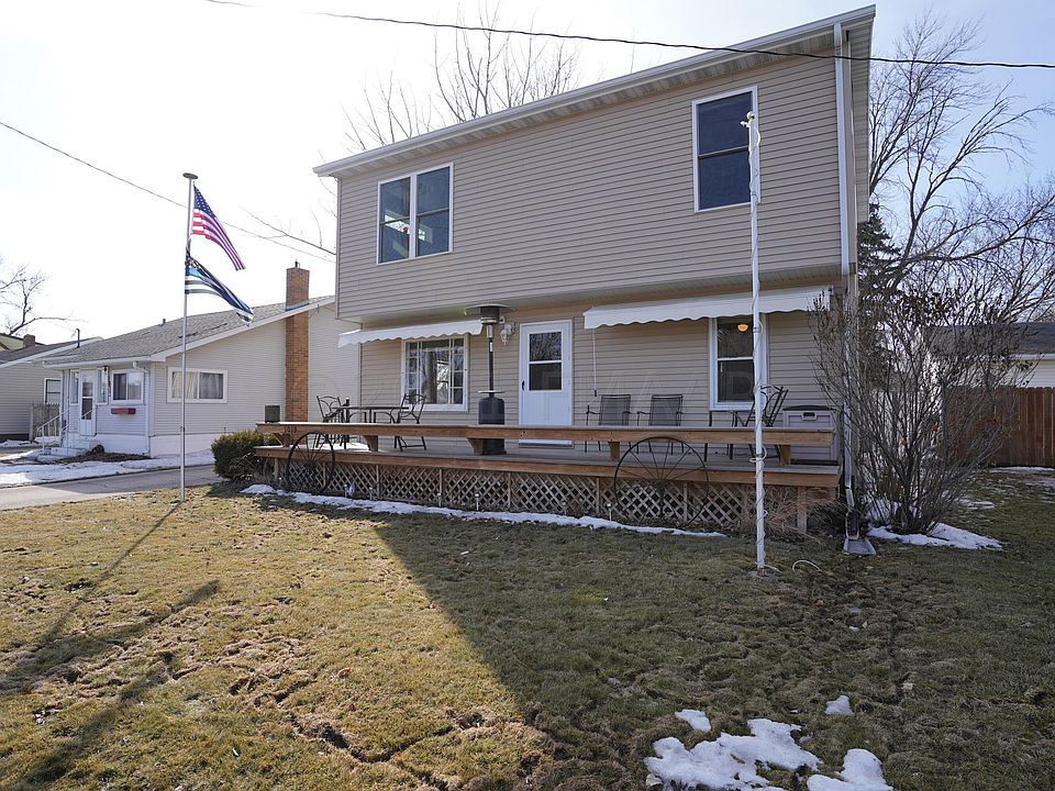 1st image of 1019 11th St N