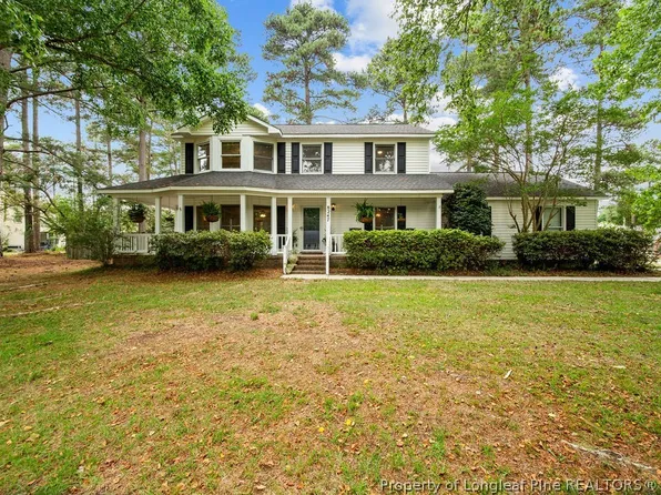 8247 Shoreway Dr, Fayetteville, NC 28304
