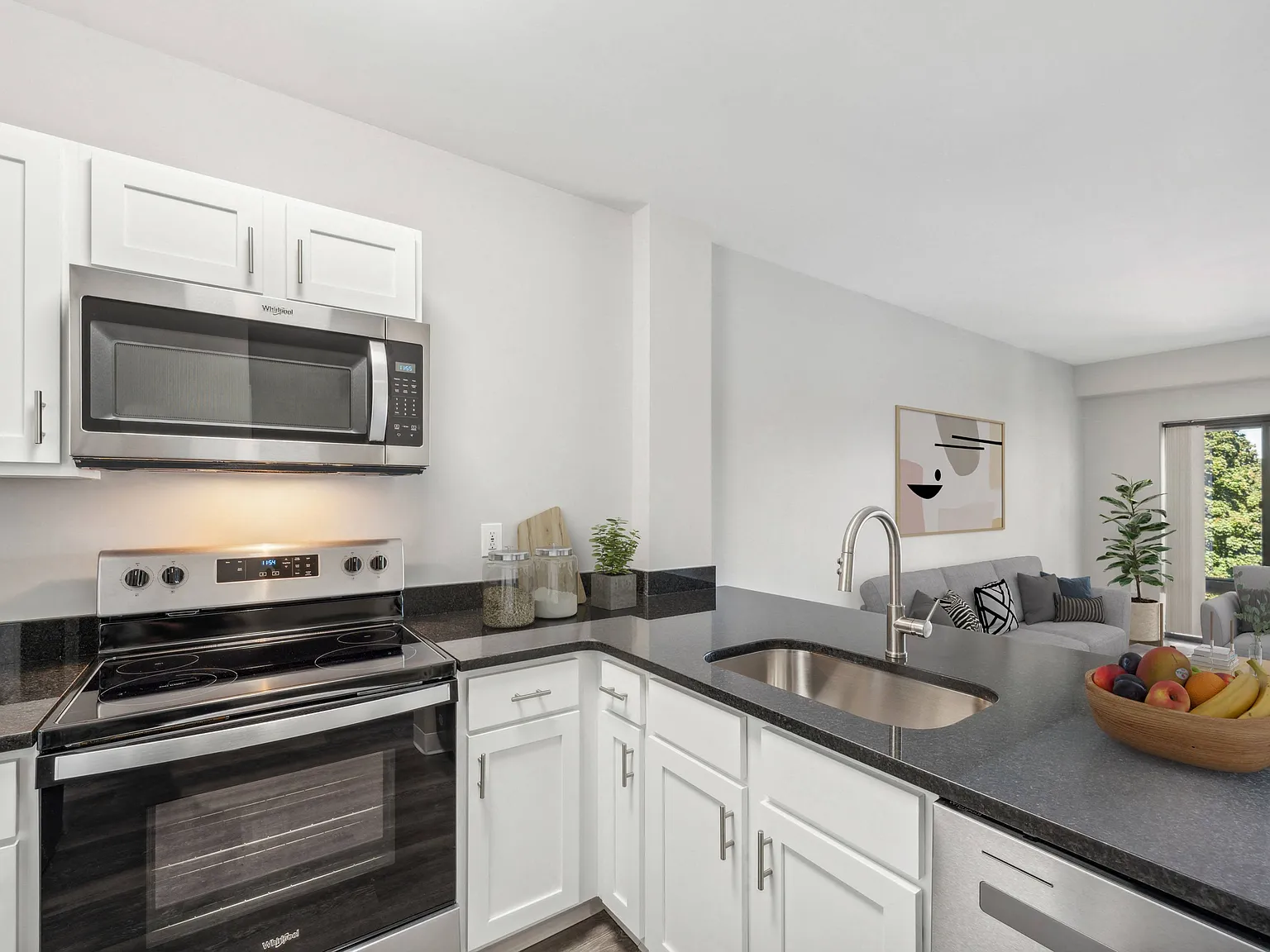 Residences at Manchester Place — Photo 1