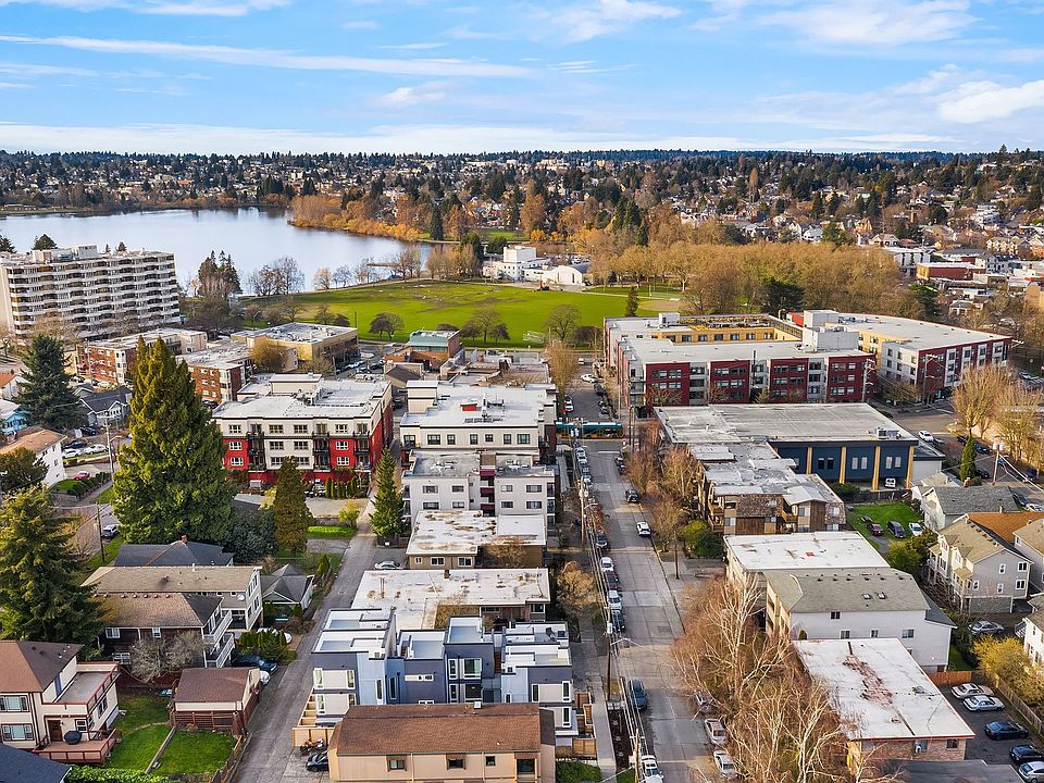 2nd image of 6539B 4th Ave NE