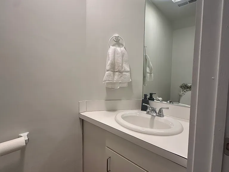20 Ship Ave #12 — Photo 8