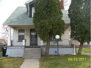 2283 Fullerton St photo 1