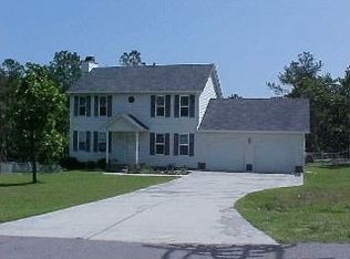 819 Lakeridge Dr, Cameron, NC 28326