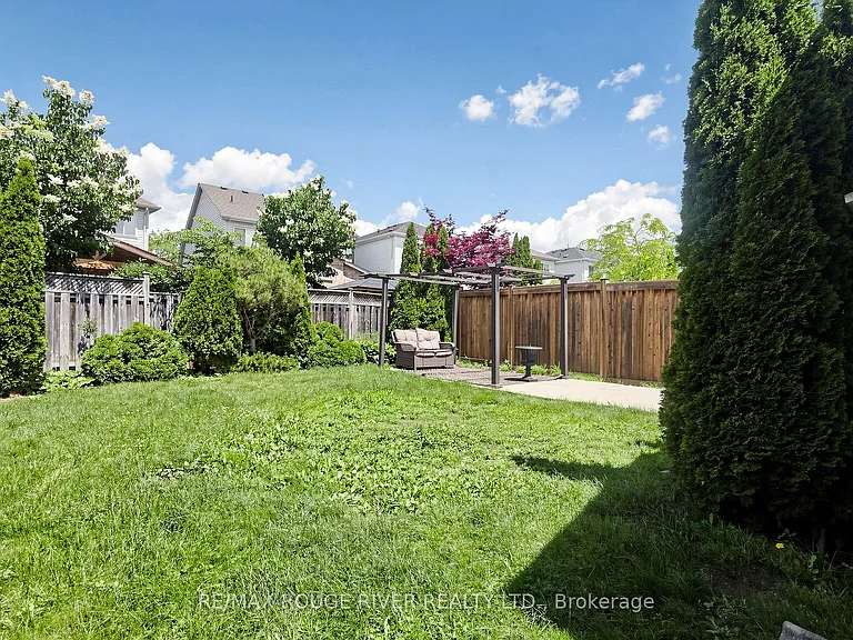 66 Telegraph Dr — Photo 46