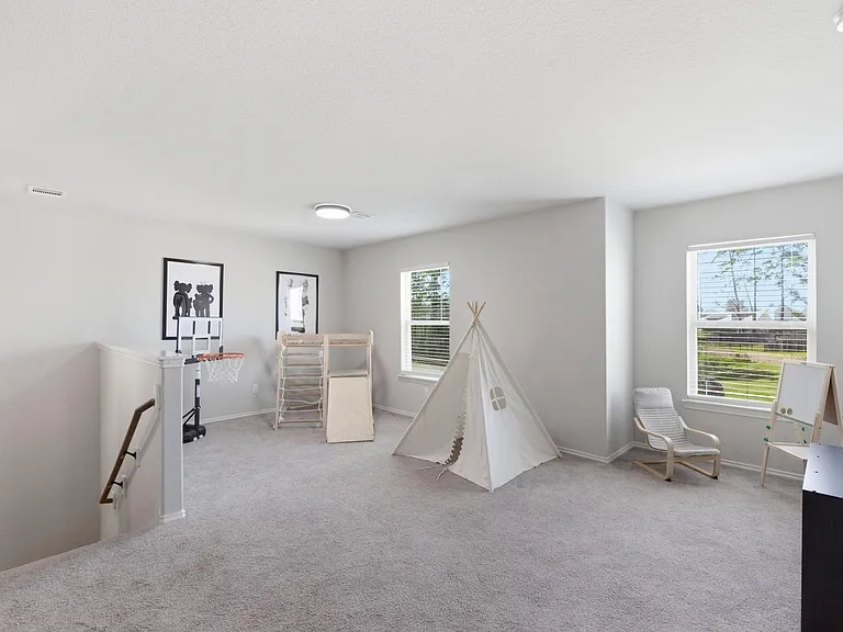 8027 Dauntless Dr — Photo 26