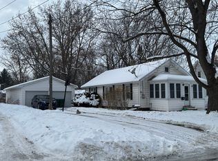 1602 Illinois Ave, Mendota, IL 61342