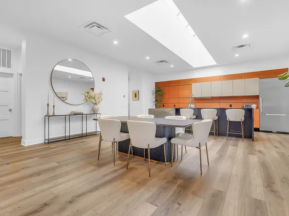 10 Franklin St #201, Rochester, NY 14604