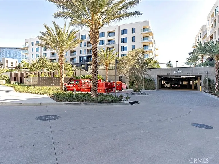 4407 Rivington — Photo 33